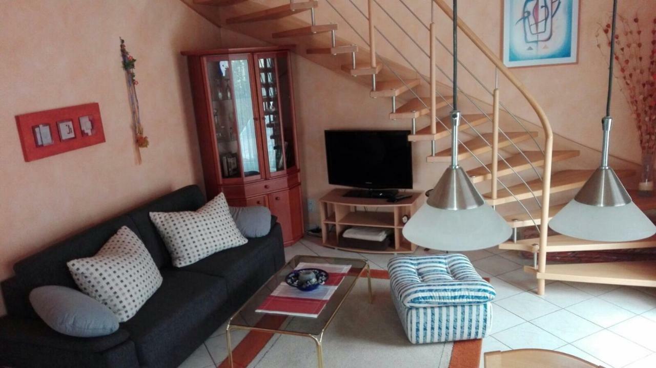 Ferienwohnung Regina Sankt Peter-Freienstein Стая снимка