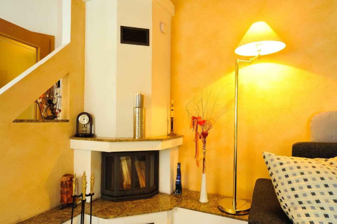 Ferienwohnung Regina Sankt Peter-Freienstein Екстериор снимка