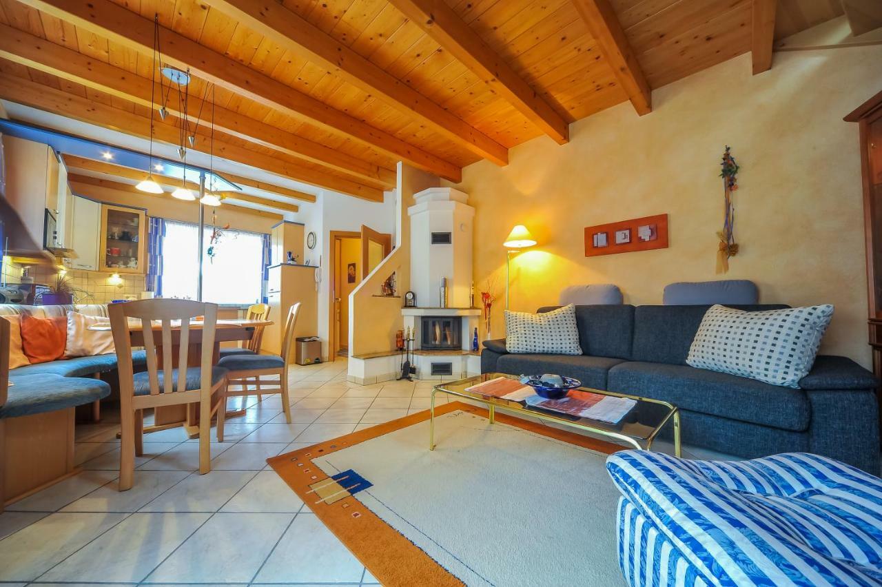 Ferienwohnung Regina Sankt Peter-Freienstein Екстериор снимка